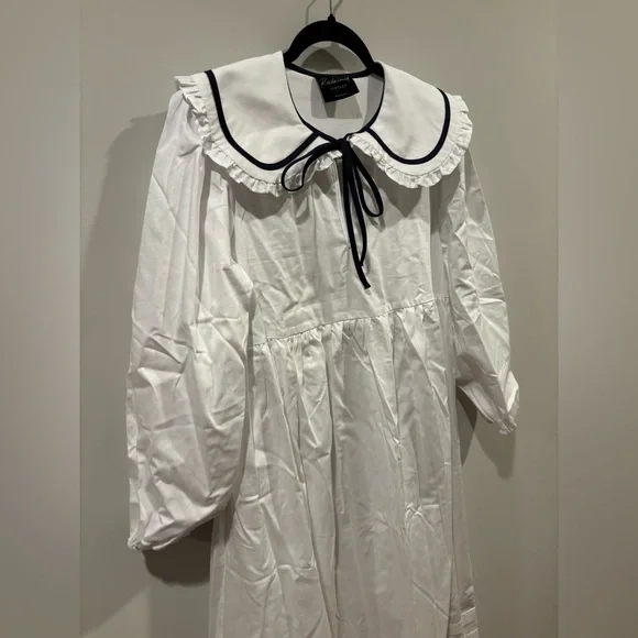 ASOS White Long Sleeve Gown with Bishop Sleeves - Picture 7 of 10